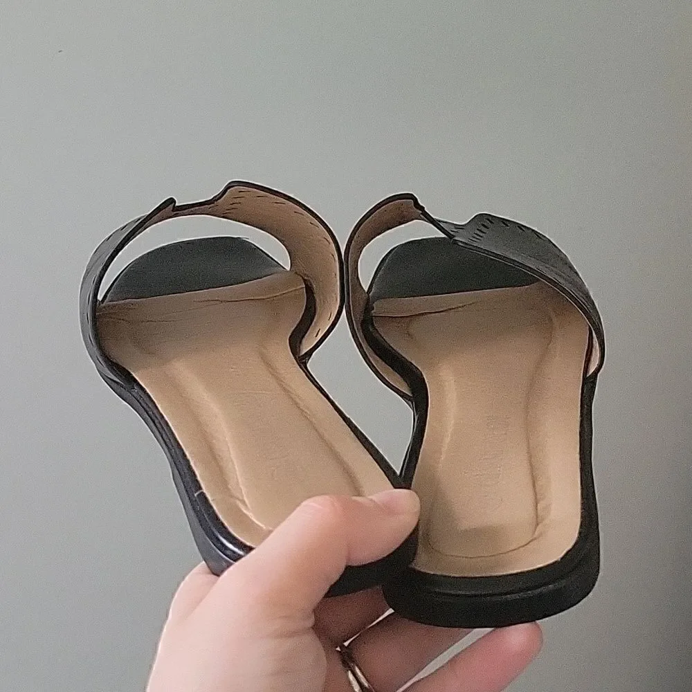 Charming Lady Black Slides 9